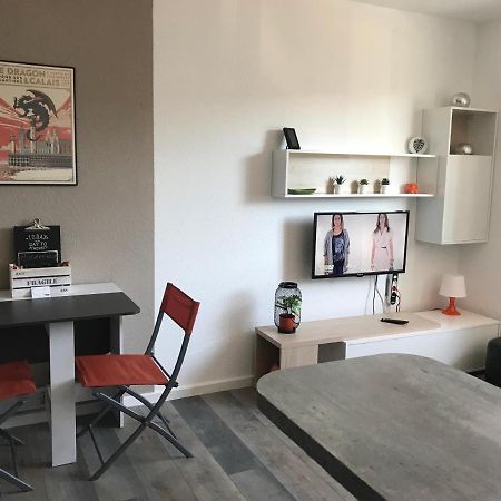 La Plage Superbe Studio Refait A Neuf Calais Exterior foto