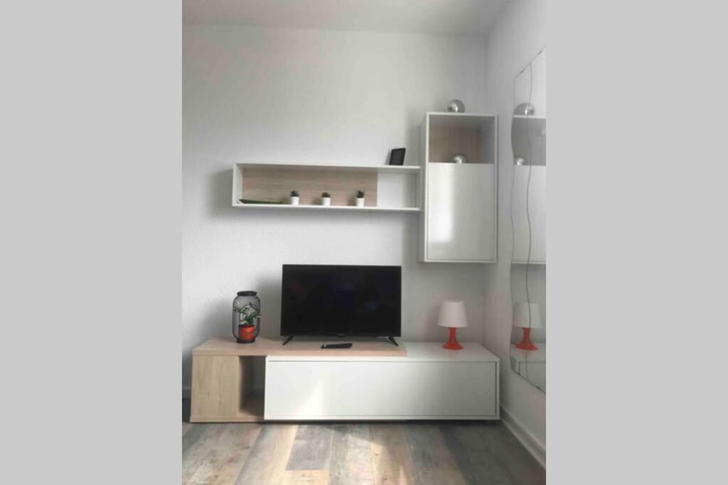 La Plage Superbe Studio Refait A Neuf Calais Exterior foto